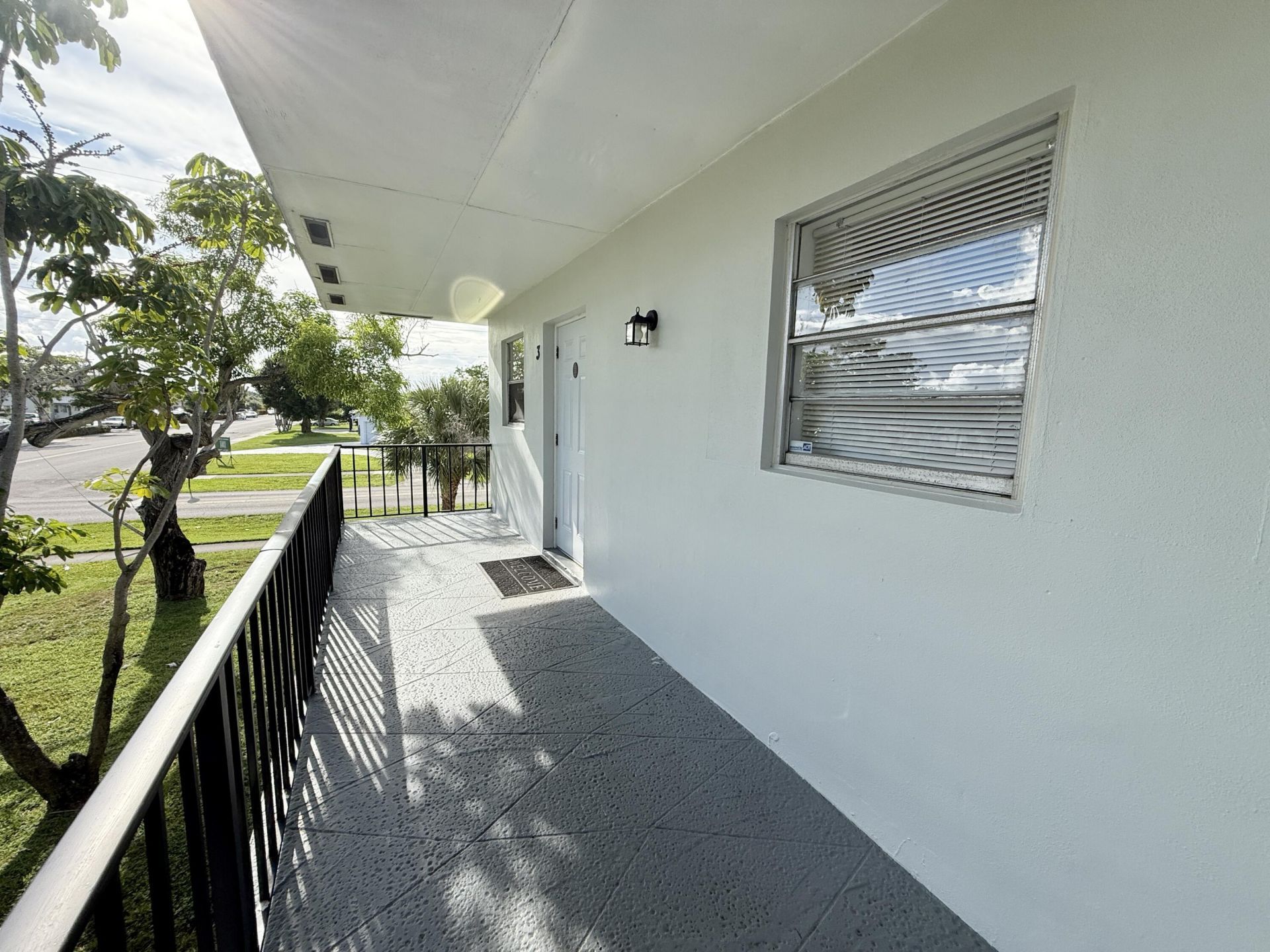 906 Foresteria Drive, Lake Park, FL 33403 Photo
