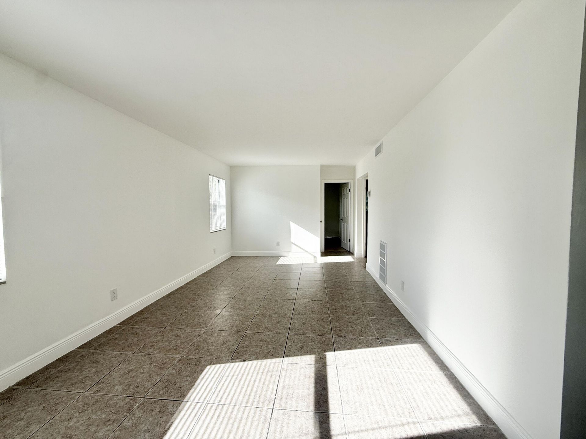 906 Foresteria Drive, Lake Park, FL 33403 Photo