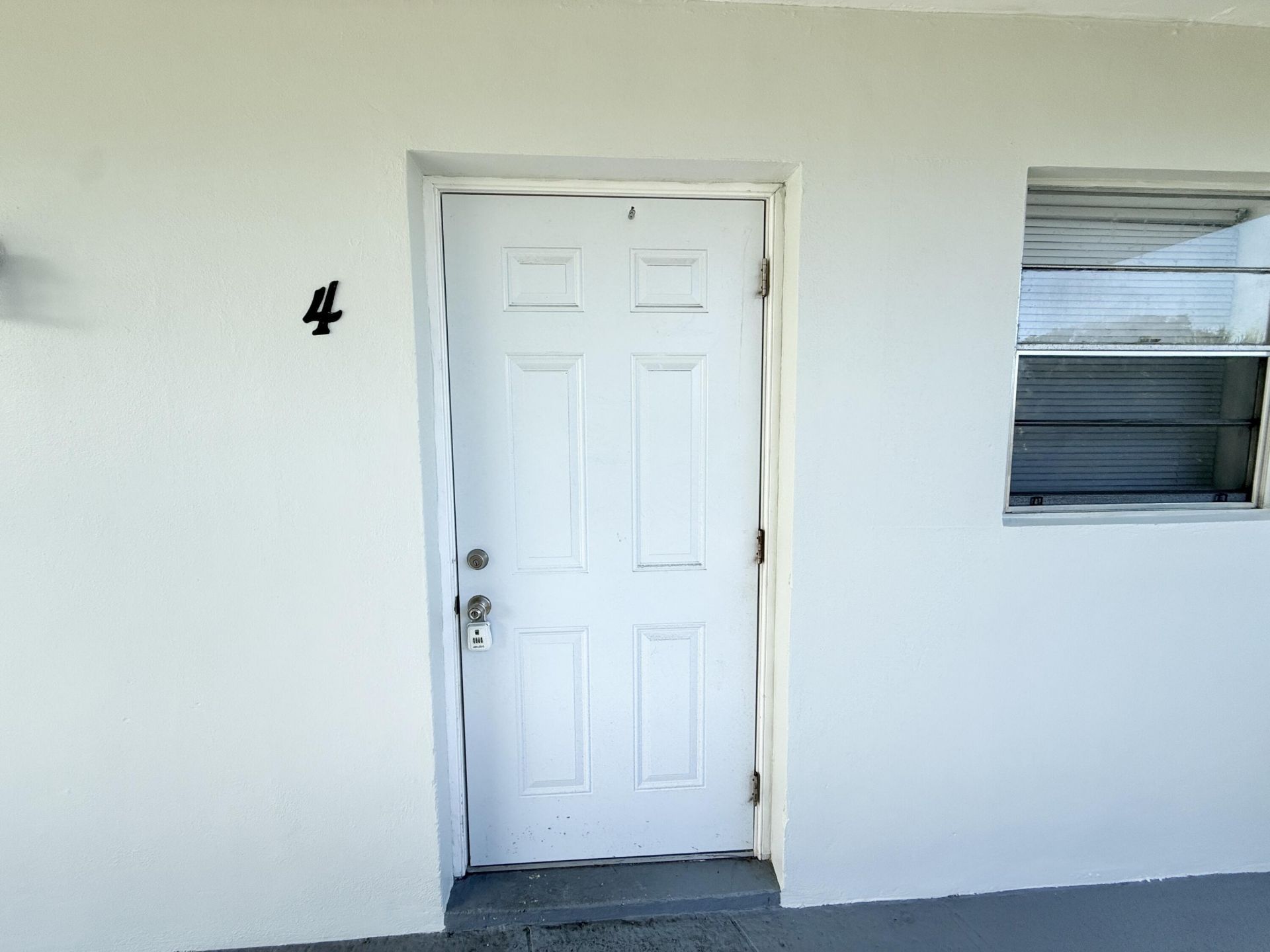 906 Foresteria Drive, Lake Park, FL 33403 Photo