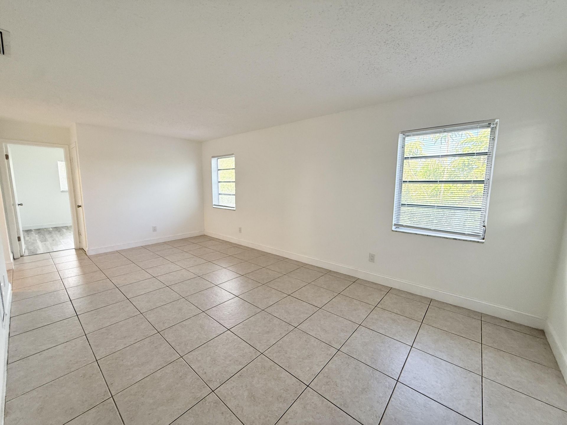 906 Foresteria Drive, Lake Park, FL 33403 Photo