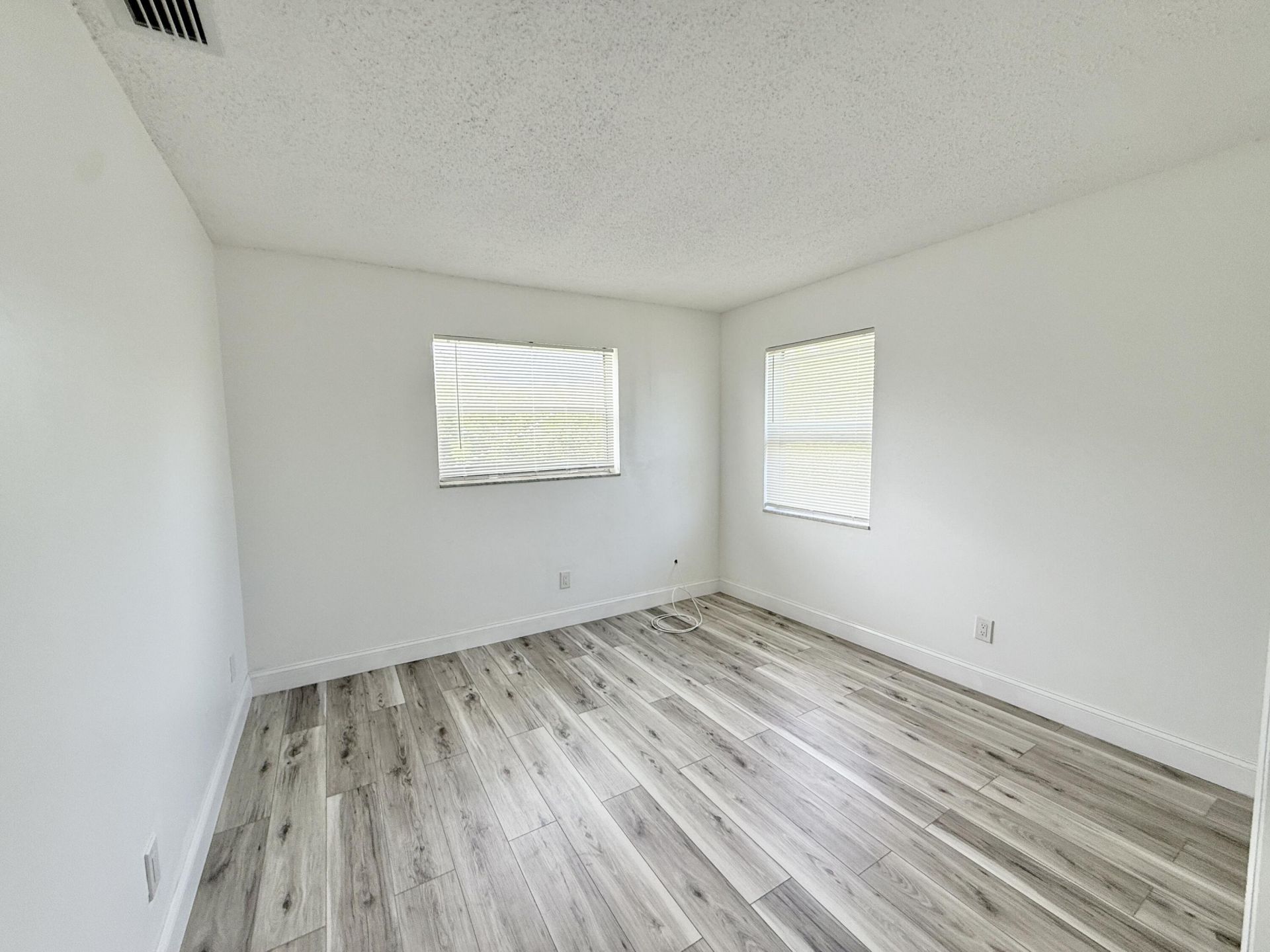 906 Foresteria Drive, Lake Park, FL 33403 Photo
