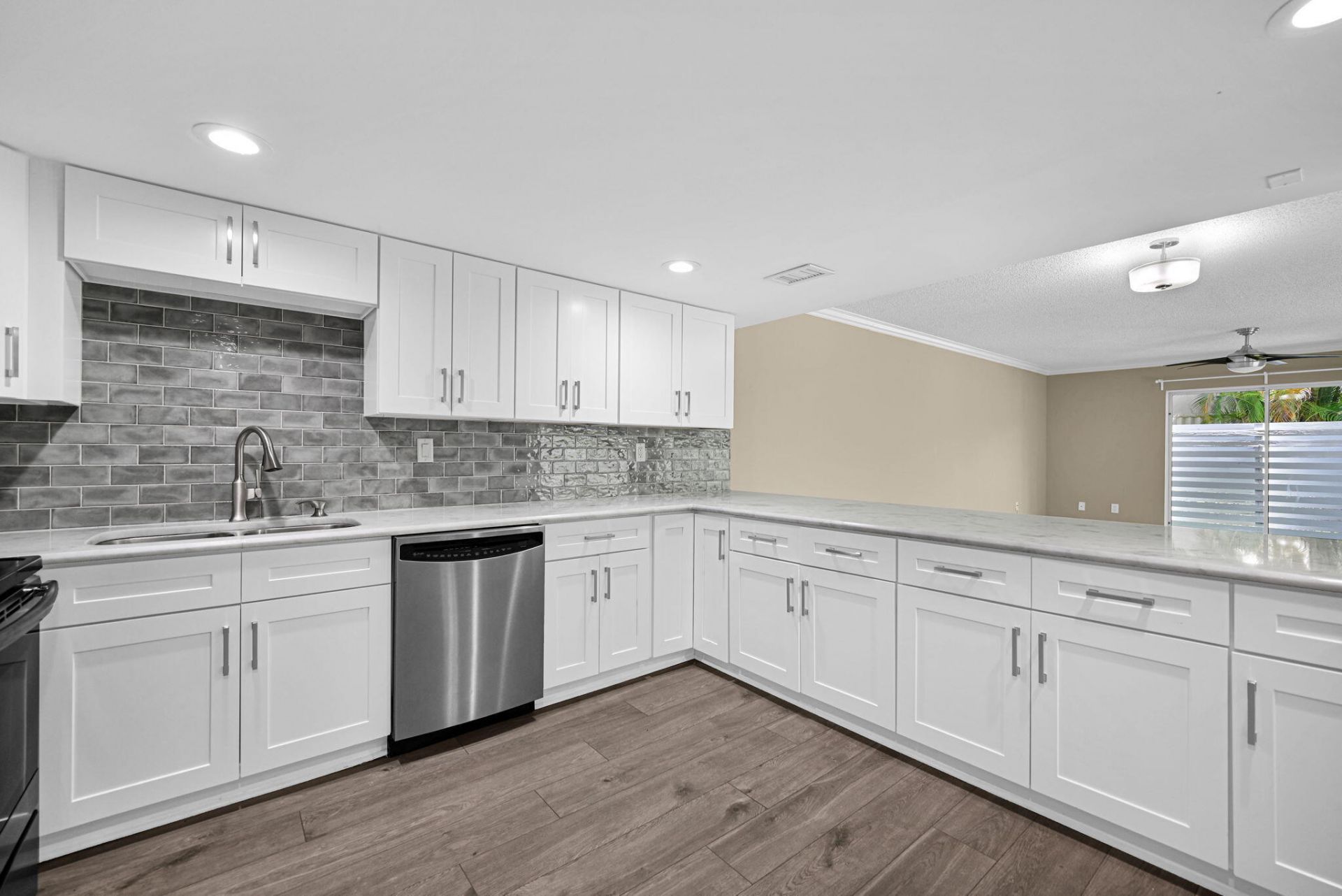 544 NW 98th Avenue, Plantation, FL 33324 Photo