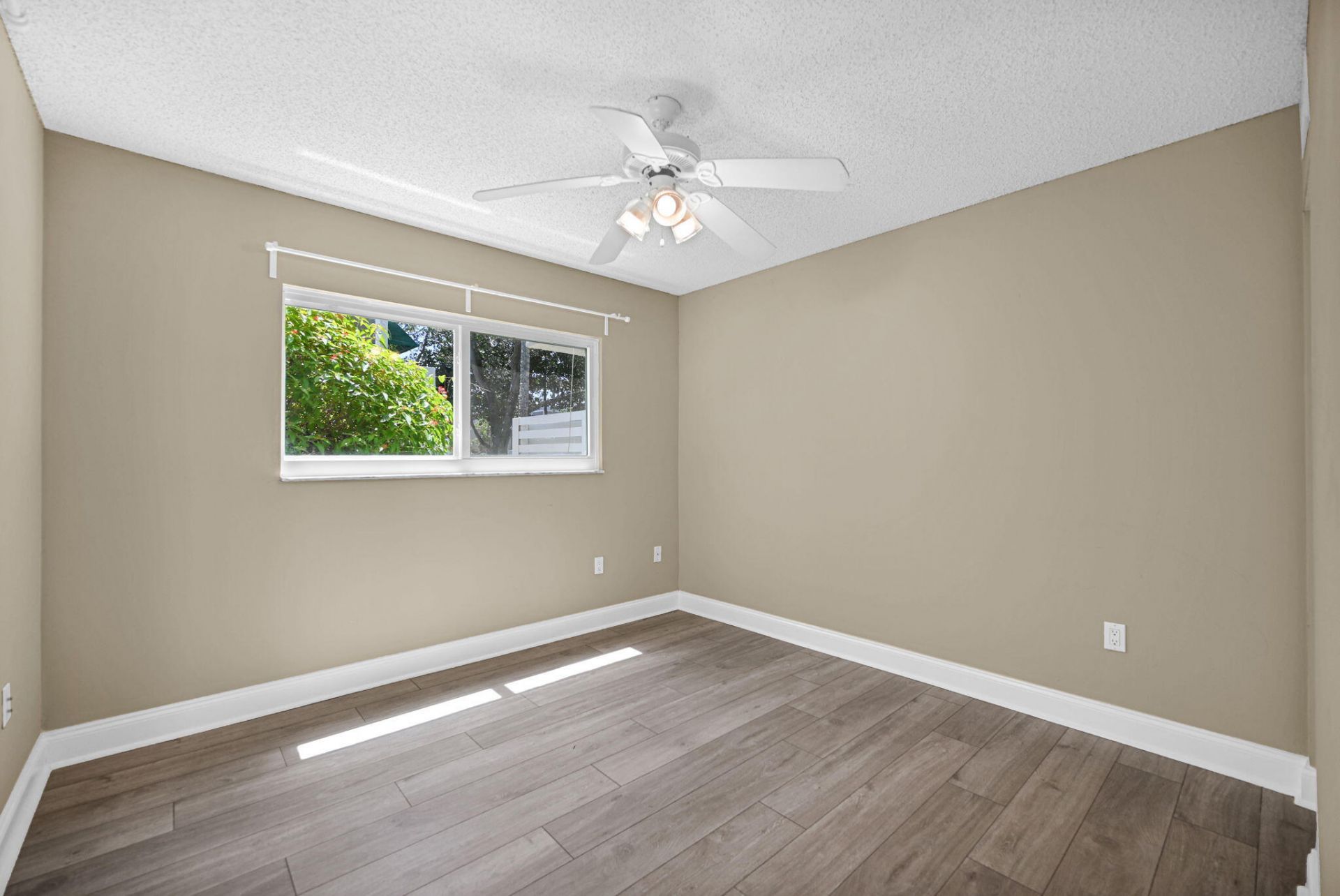 544 NW 98th Avenue, Plantation, FL 33324 Photo
