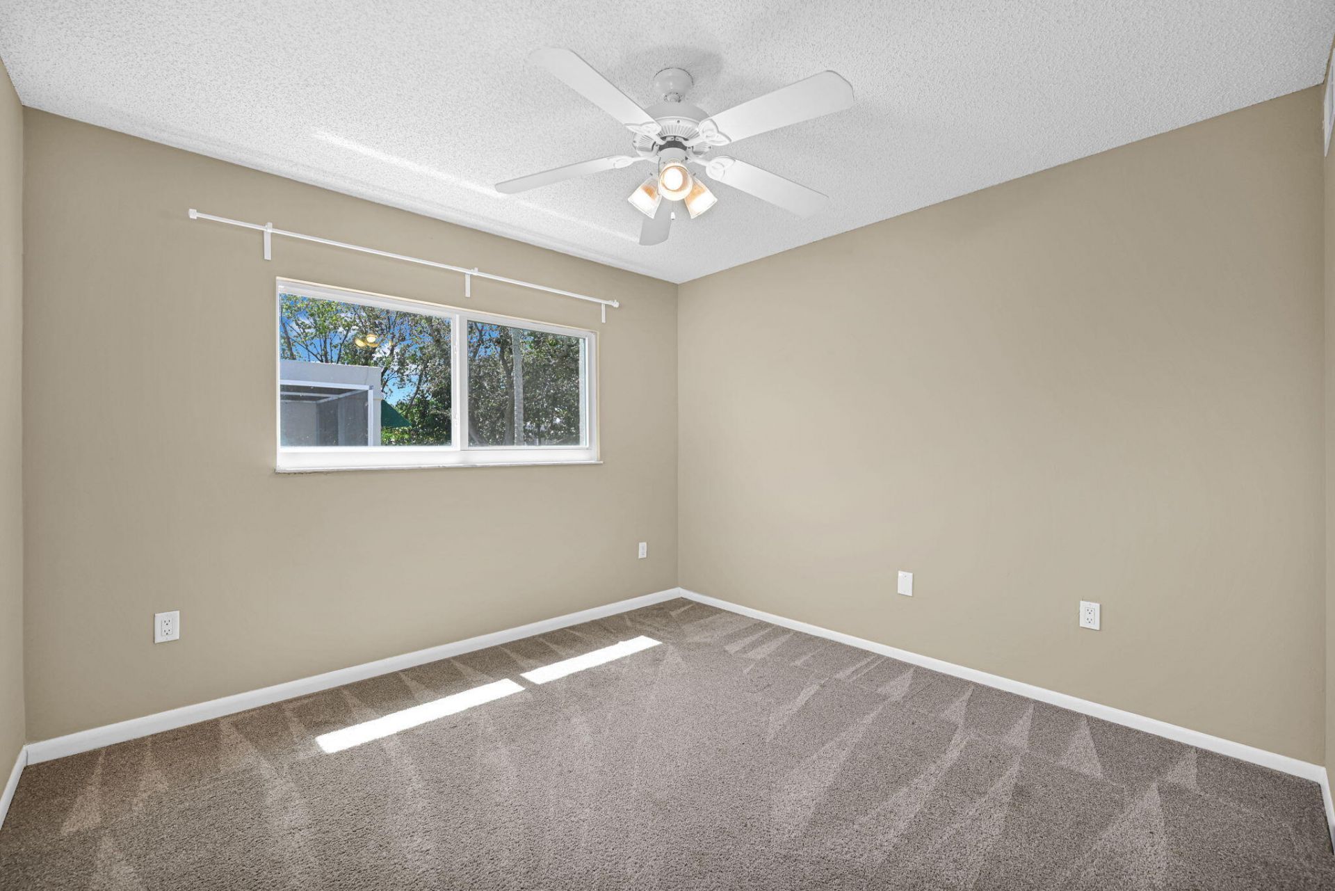 544 NW 98th Avenue, Plantation, FL 33324 Photo