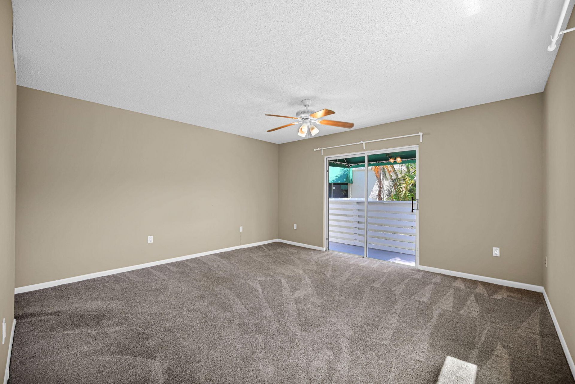 544 NW 98th Avenue, Plantation, FL 33324 Photo