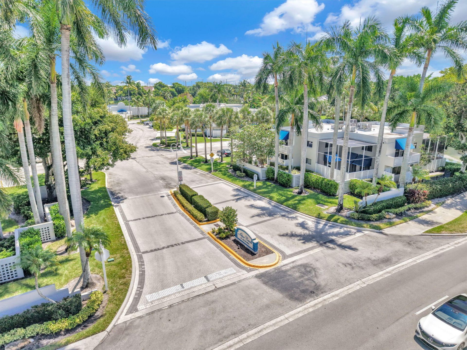 544 NW 98th Avenue, Plantation, FL 33324 Photo