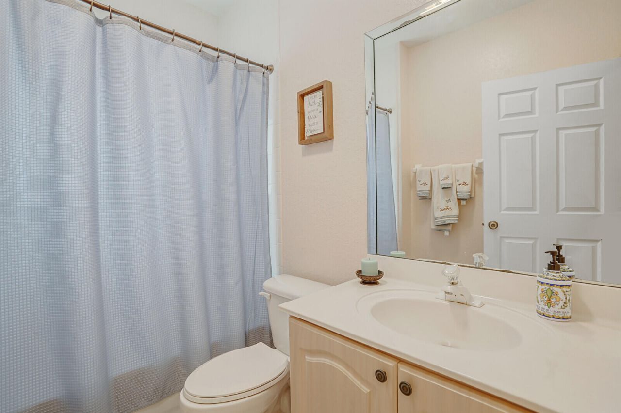 317 E Garden Cove Circle, Davie, FL 33325 Photo