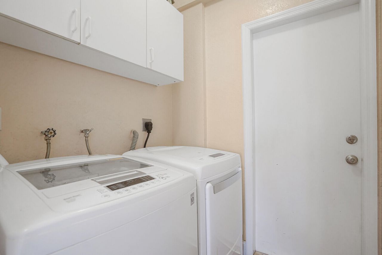 317 E Garden Cove Circle, Davie, FL 33325 Photo