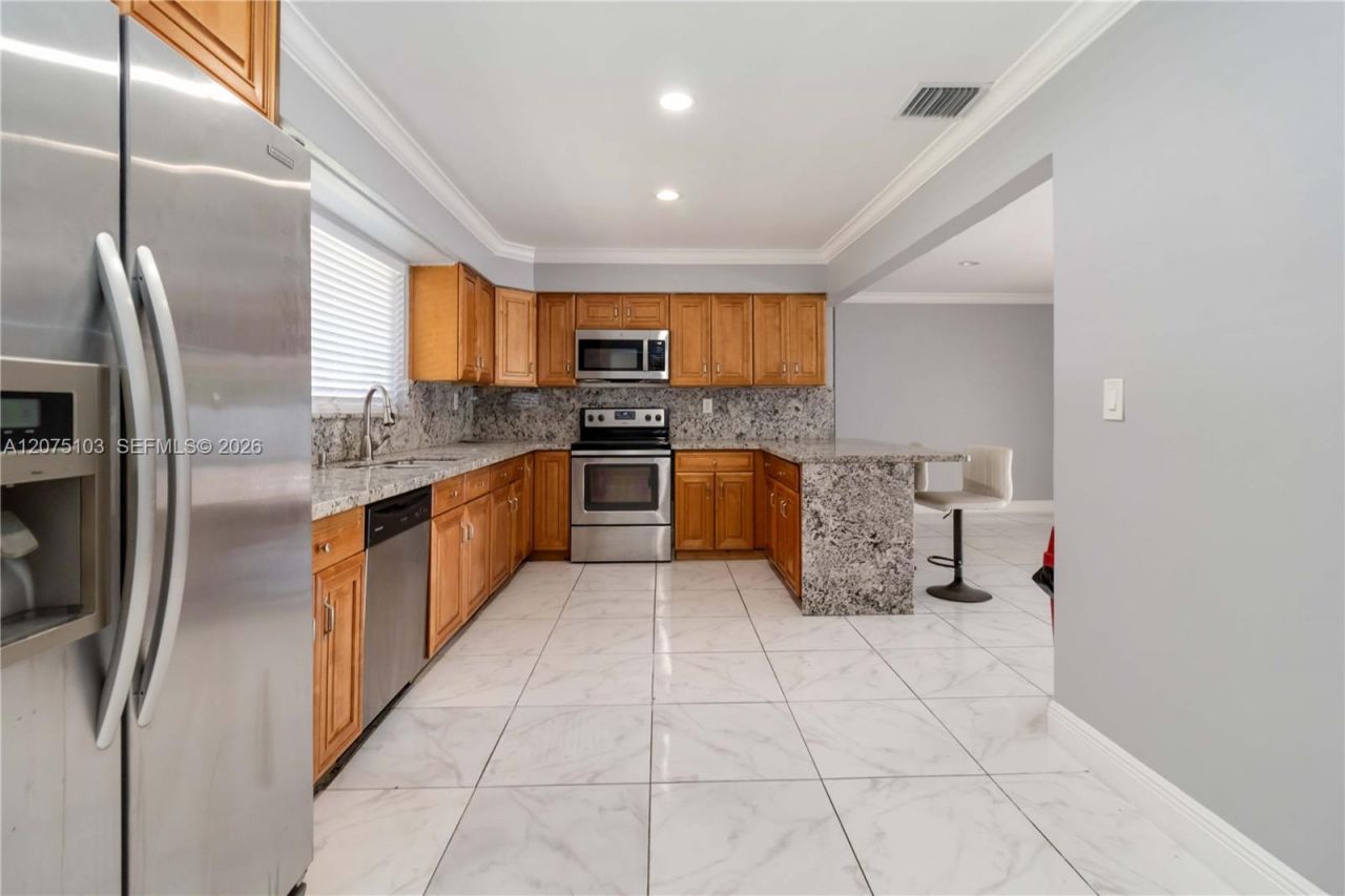 913 SW 49th Ave, Plantation, FL 33317 Photo