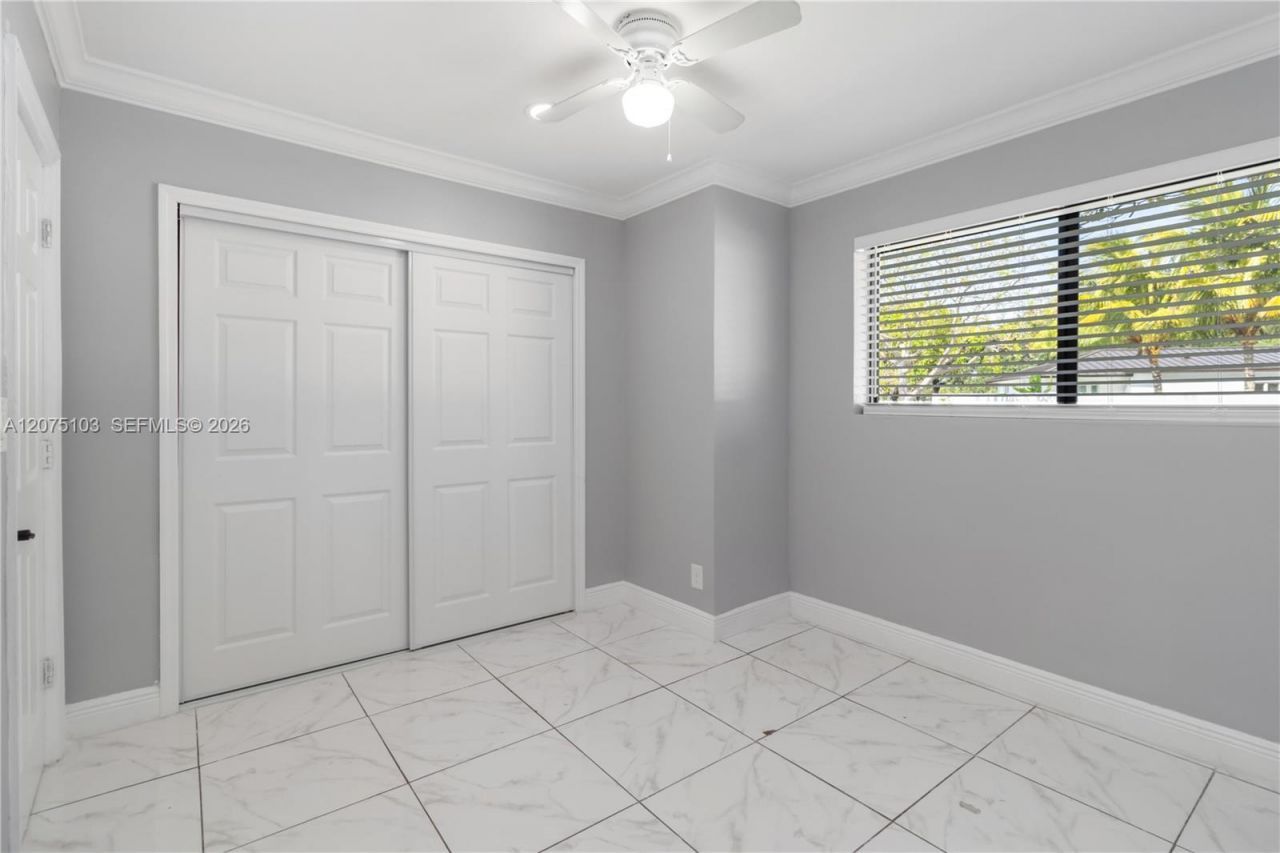 913 SW 49th Ave, Plantation, FL 33317 Photo
