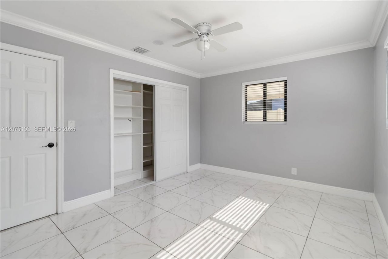 913 SW 49th Ave, Plantation, FL 33317 Photo