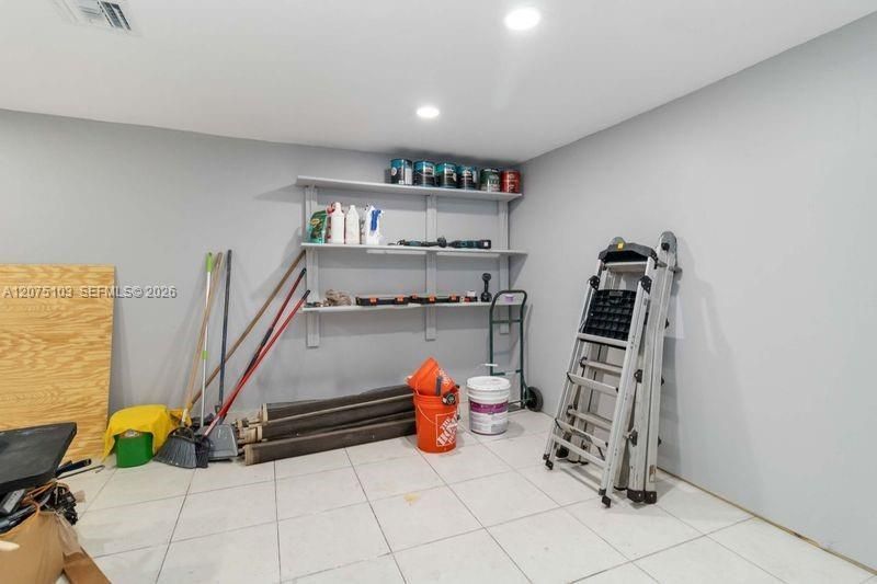 913 SW 49th Ave, Plantation, FL 33317 Photo