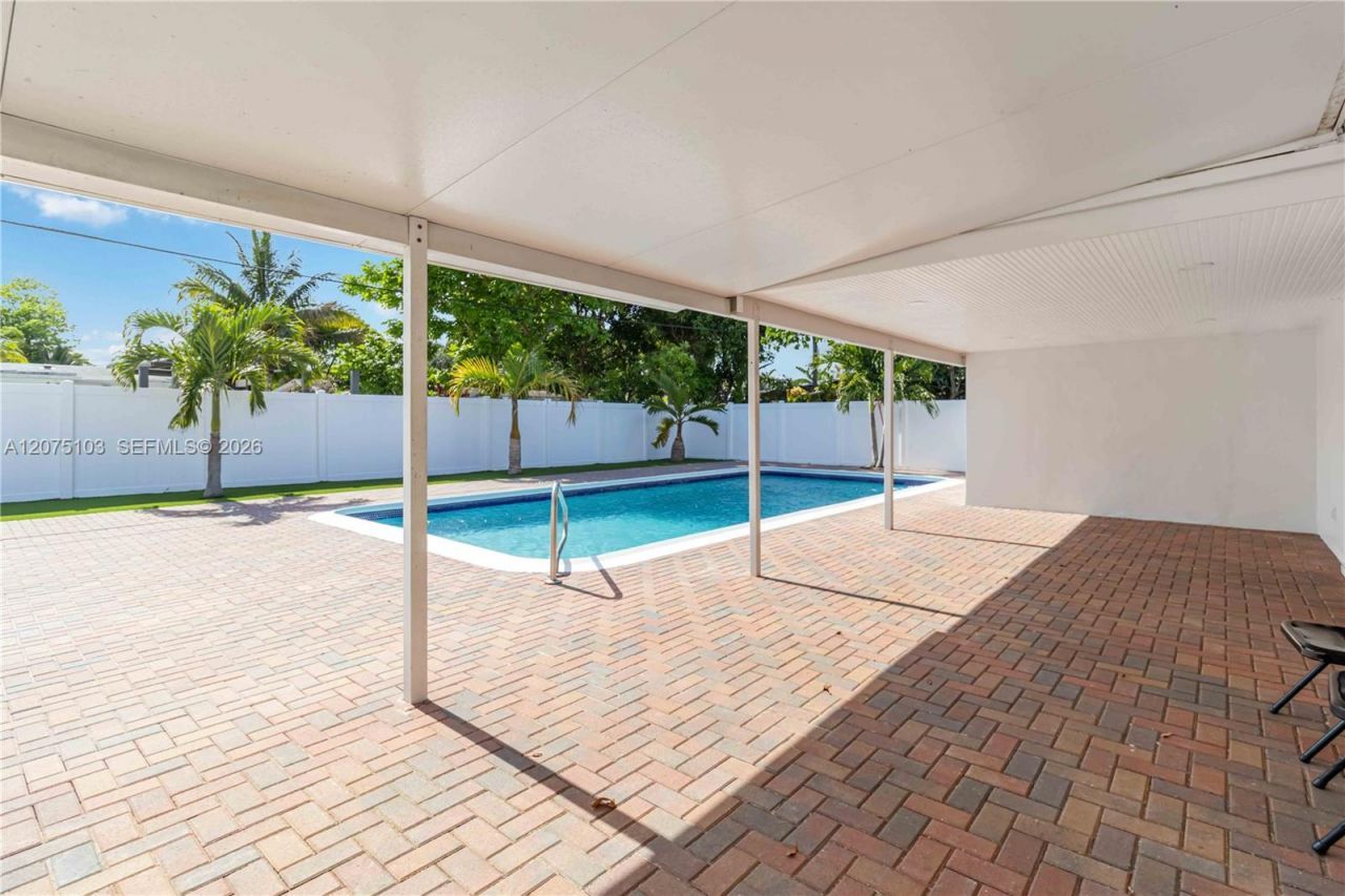 913 SW 49th Ave, Plantation, FL 33317 Photo