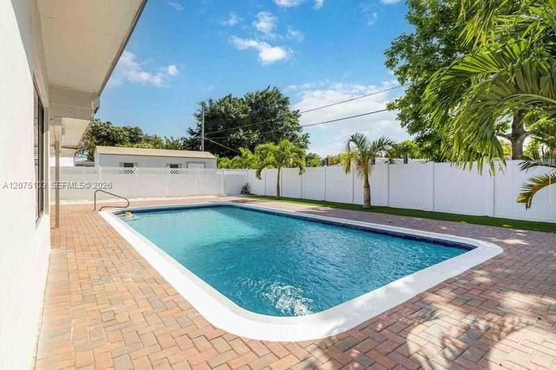 913 SW 49th Ave, Plantation, FL 33317 Photo