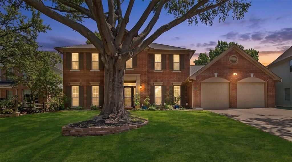 1086 Woodbriar Drive, Grapevine, TX 76051 Main Photo