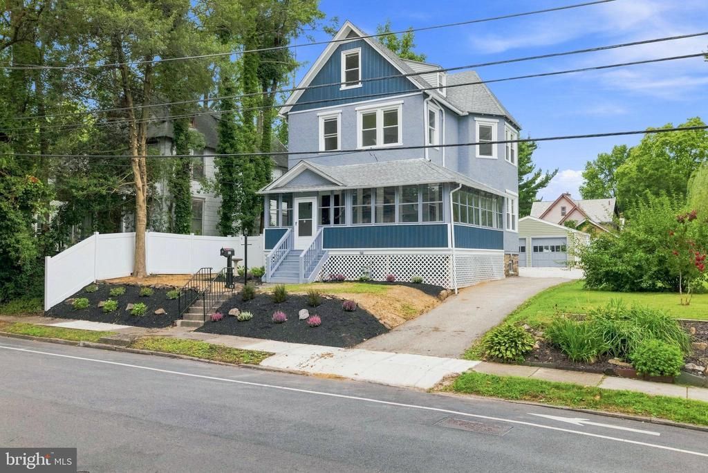 63 W GREENWOOD AVENUE, LANSDOWNE, PA 19050