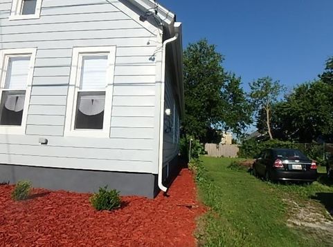 Main Photo