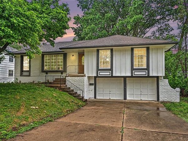6111 E 108th Terrace, Kansas City, MO 64134