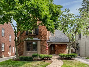 288 Moran Road, Grosse Pointe Farms, Mi 48236