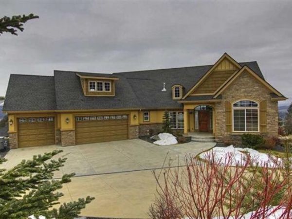 1814 W Pepper Ln, Spokane, WA 99208