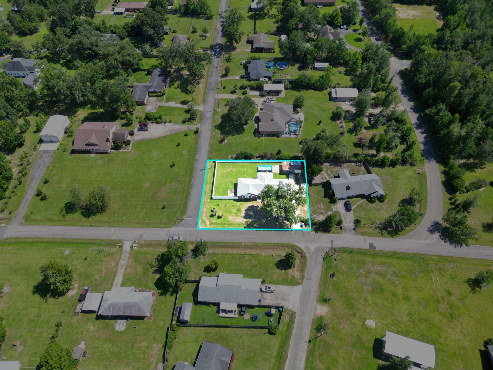20315 SW Sherry Avenue , Blountstown, FL 32424 Photo