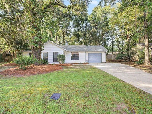 2979 Byington Circle , Tallahassee, FL 32303