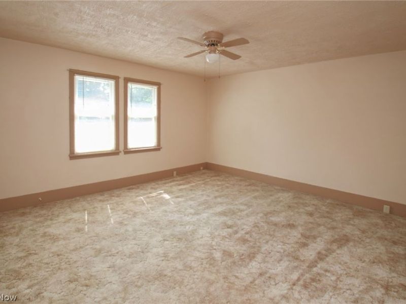144 Oakview Avenue, Struthers, OH 44471 Photo 16