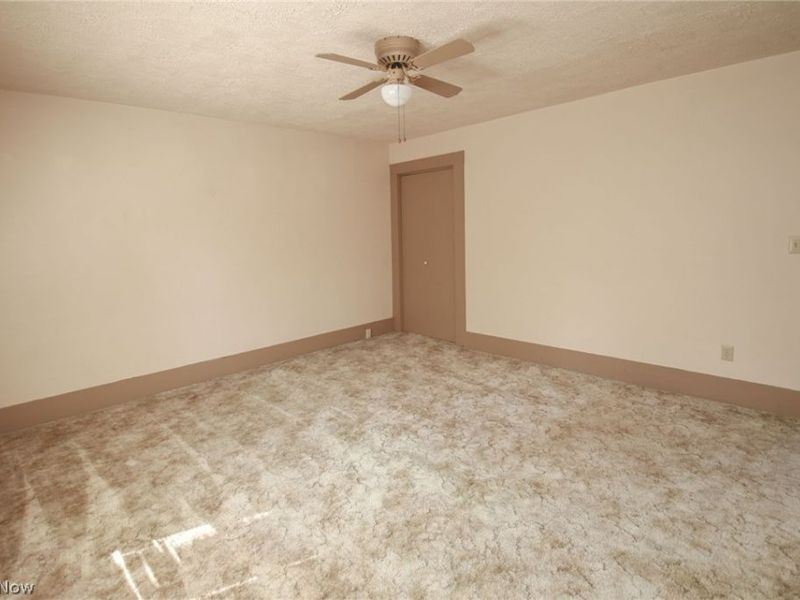 144 Oakview Avenue, Struthers, OH 44471 Photo 17