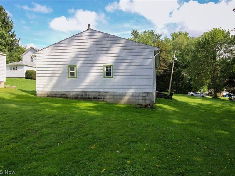144 Oakview Avenue, Struthers, OH 44471 Photo 24