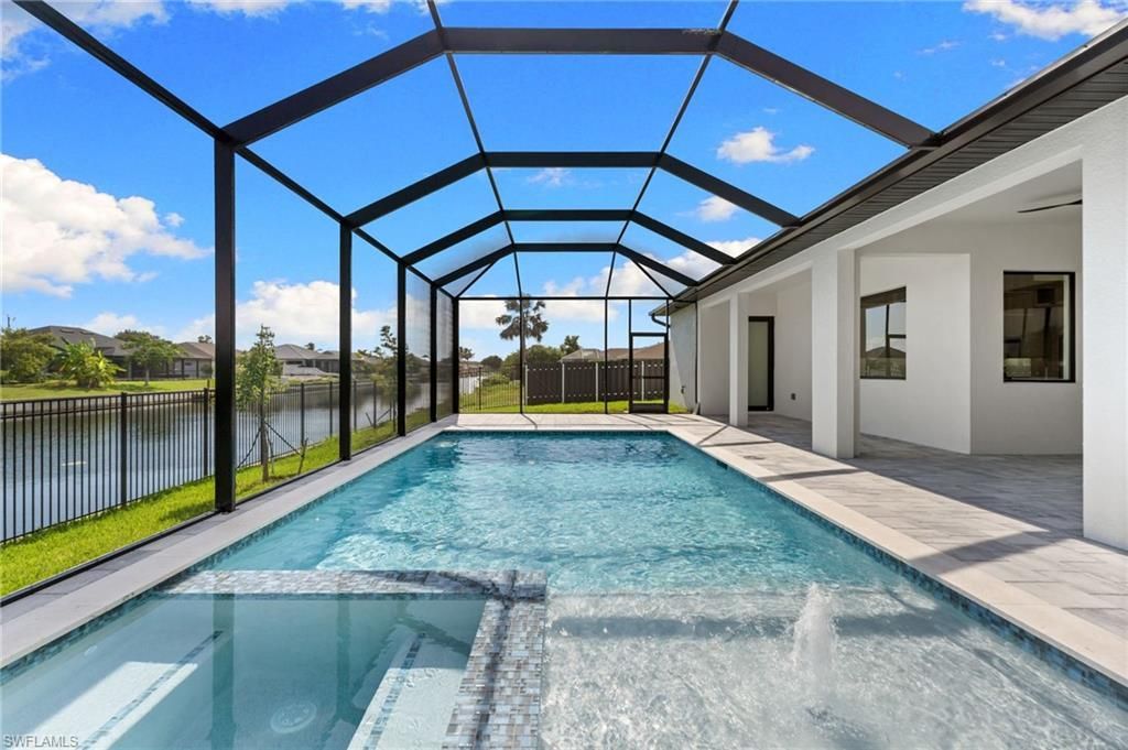 1516 NE 2nd Ter , Cape Coral, FL 33909 Photo