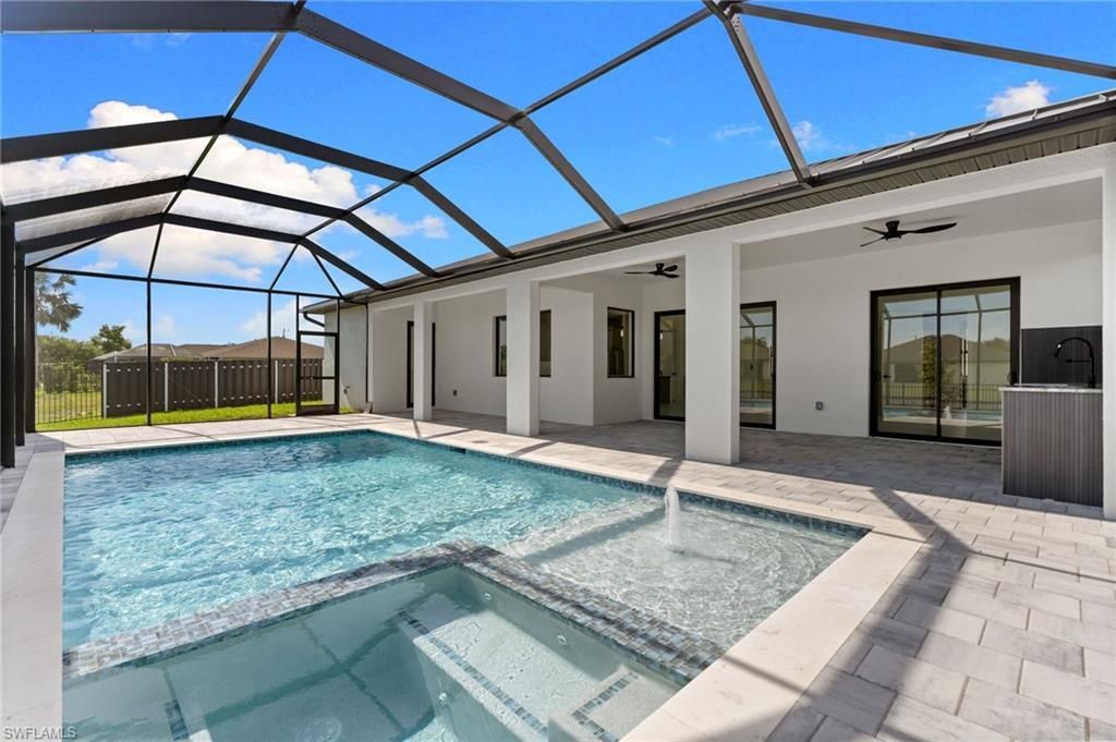 1516 NE 2nd Ter , Cape Coral, FL 33909 Photo