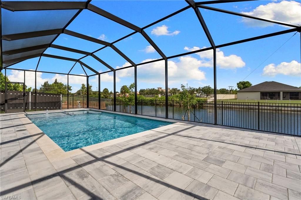 1516 NE 2nd Ter , Cape Coral, FL 33909 Photo