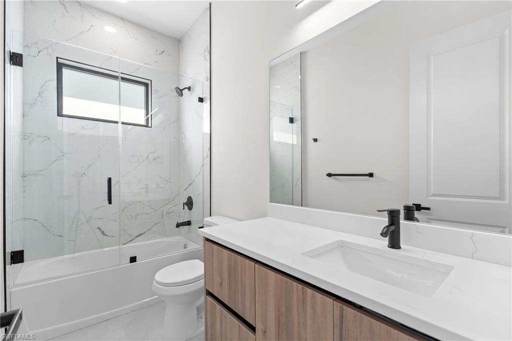 1516 NE 2nd Ter , Cape Coral, FL 33909 Photo