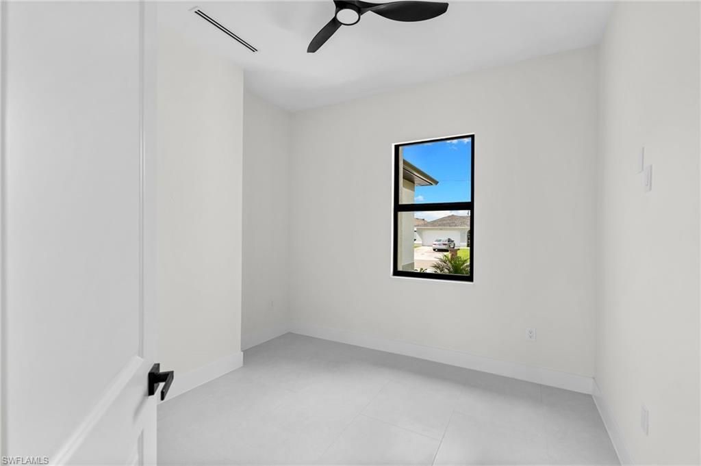 1516 NE 2nd Ter , Cape Coral, FL 33909 Photo