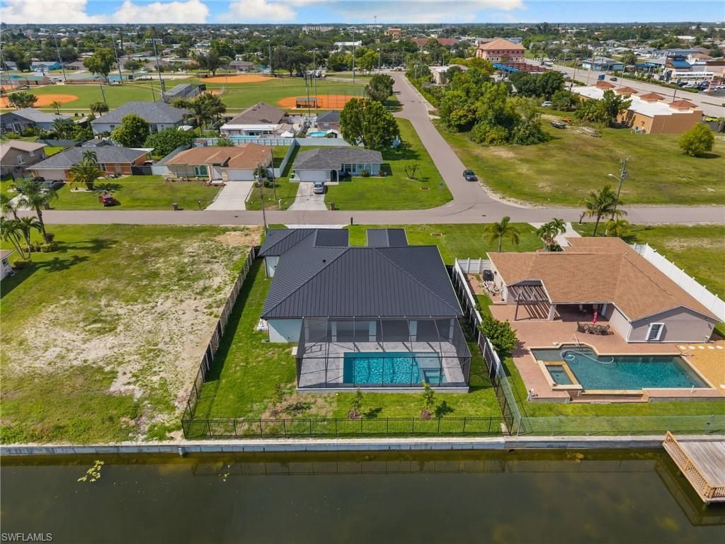1516 NE 2nd Ter , Cape Coral, FL 33909 Photo