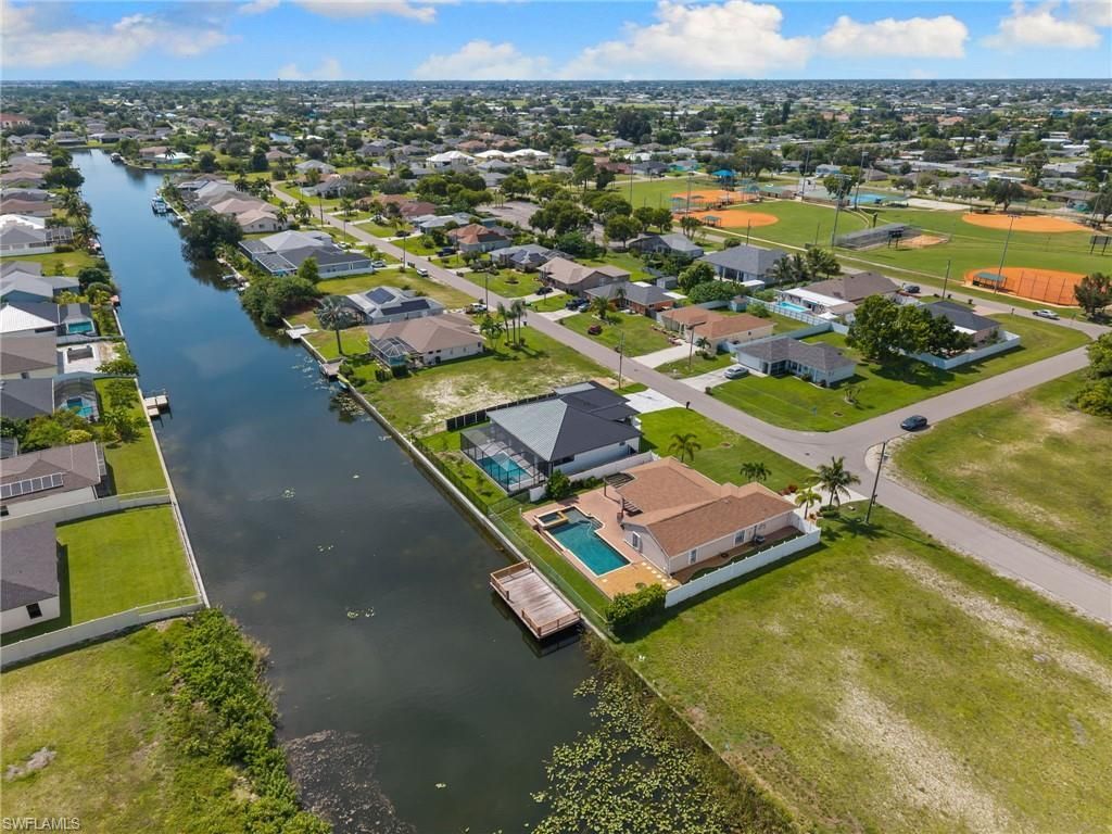 1516 NE 2nd Ter , Cape Coral, FL 33909 Photo