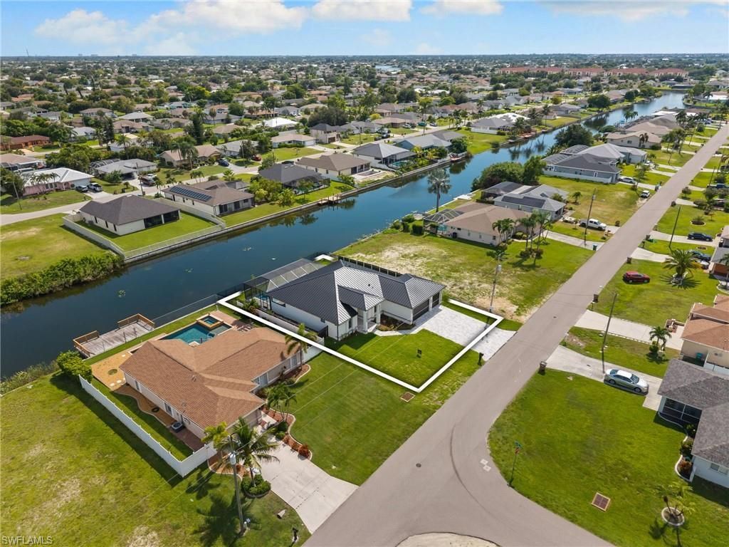 1516 NE 2nd Ter , Cape Coral, FL 33909 Photo