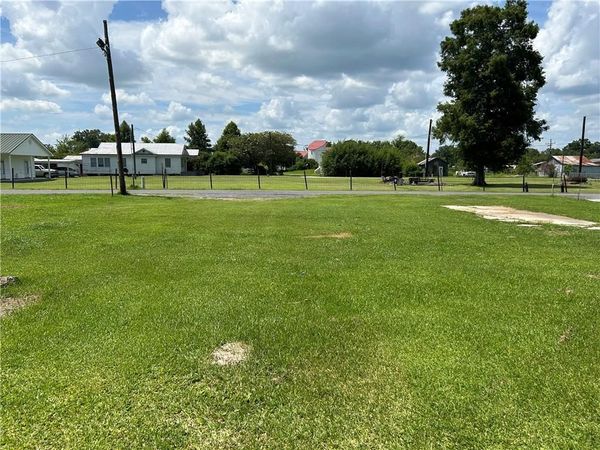 111 BUTLER Street , Thibodaux, LA 70301