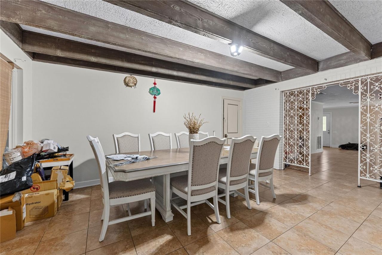 8414 N Grady Avenue, Tampa, FL 33614 Photo