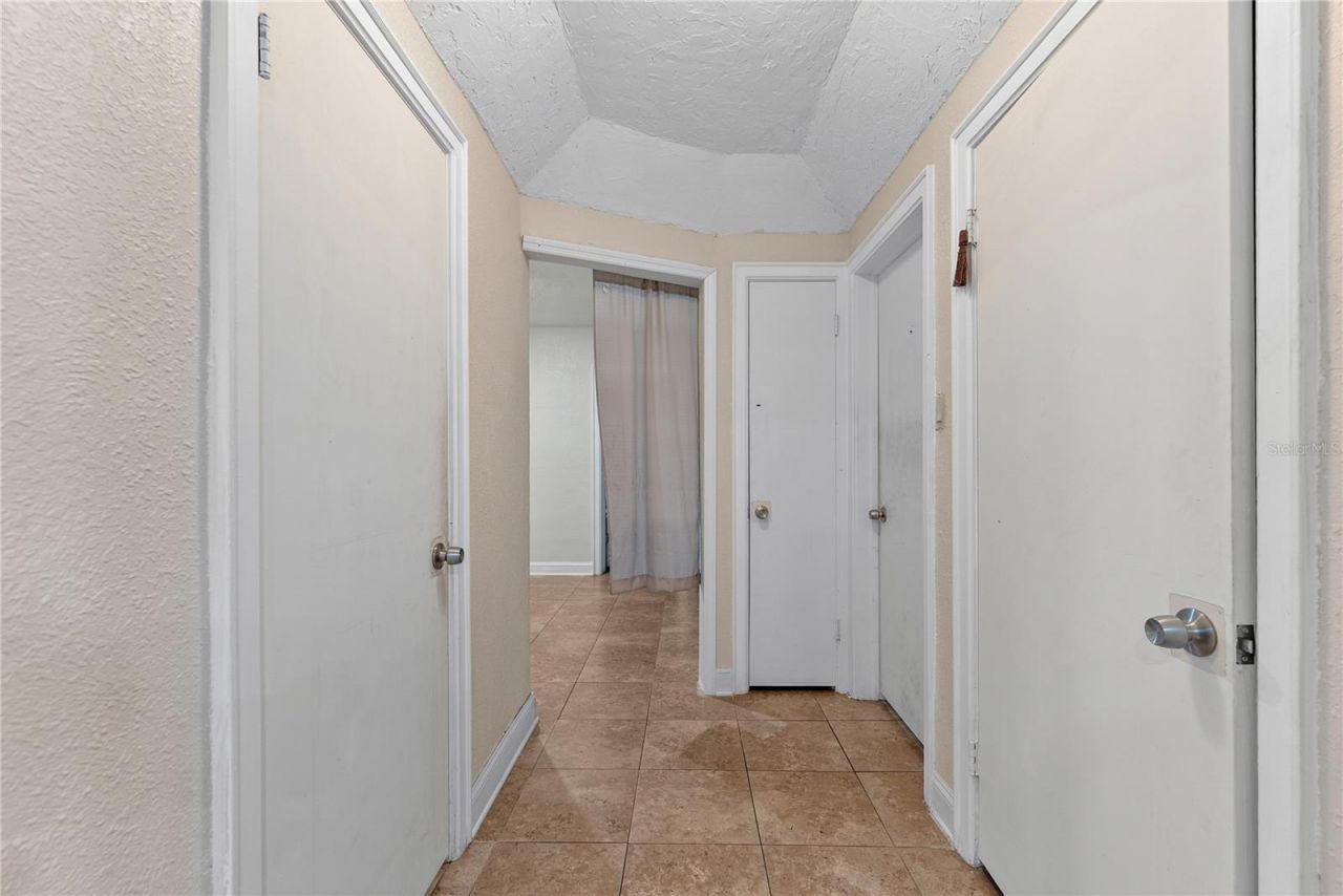 8414 N Grady Avenue, Tampa, FL 33614 Photo