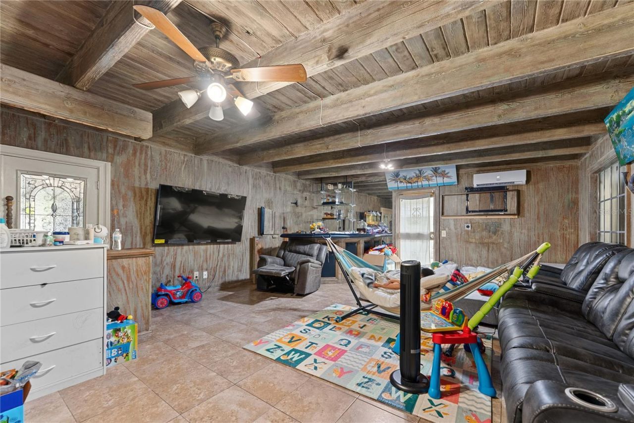 8414 N Grady Avenue, Tampa, FL 33614 Photo
