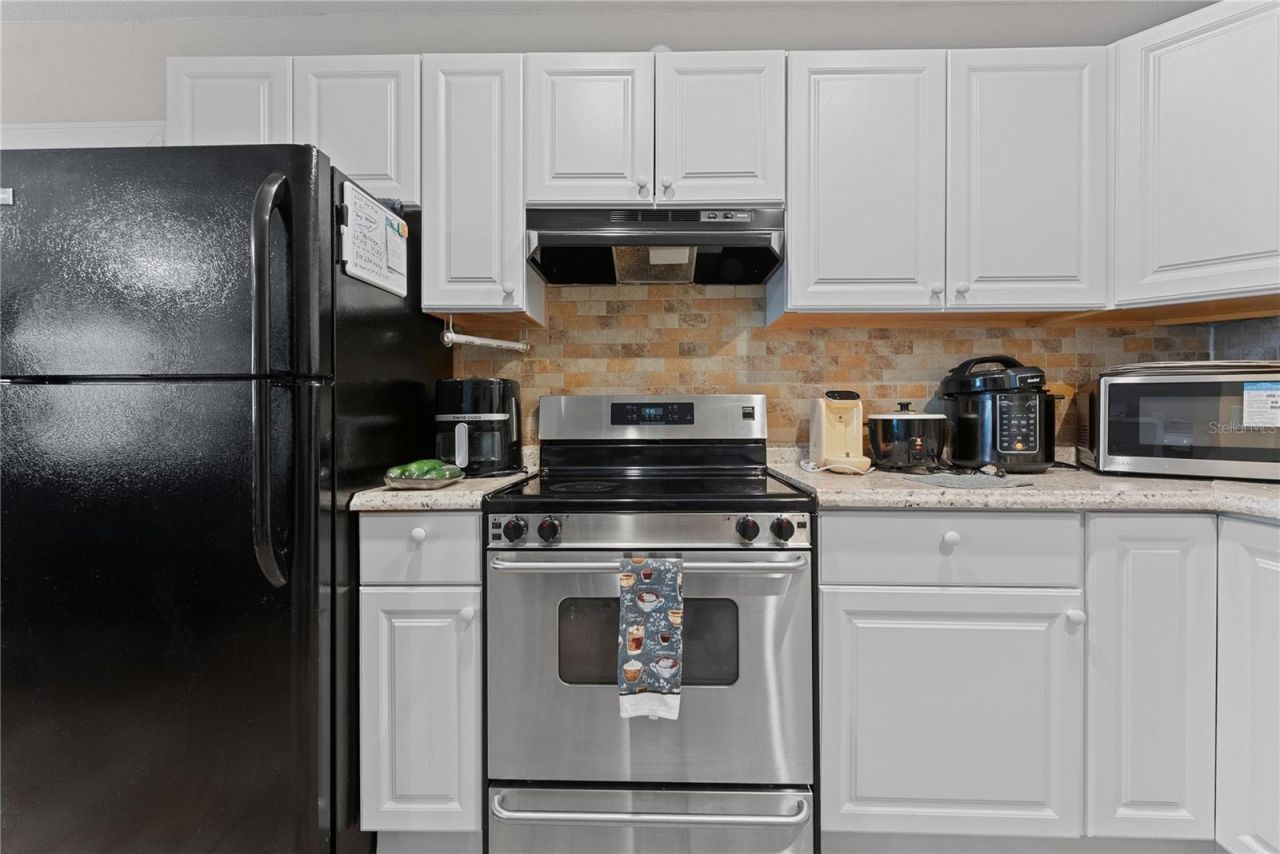 8414 N Grady Avenue, Tampa, FL 33614 Photo