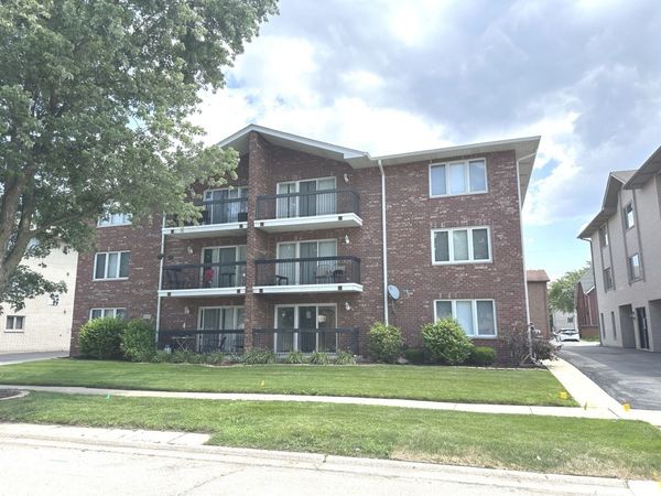 9529 Minnick Avenue , Unit 1S, Oak Lawn, IL 60453