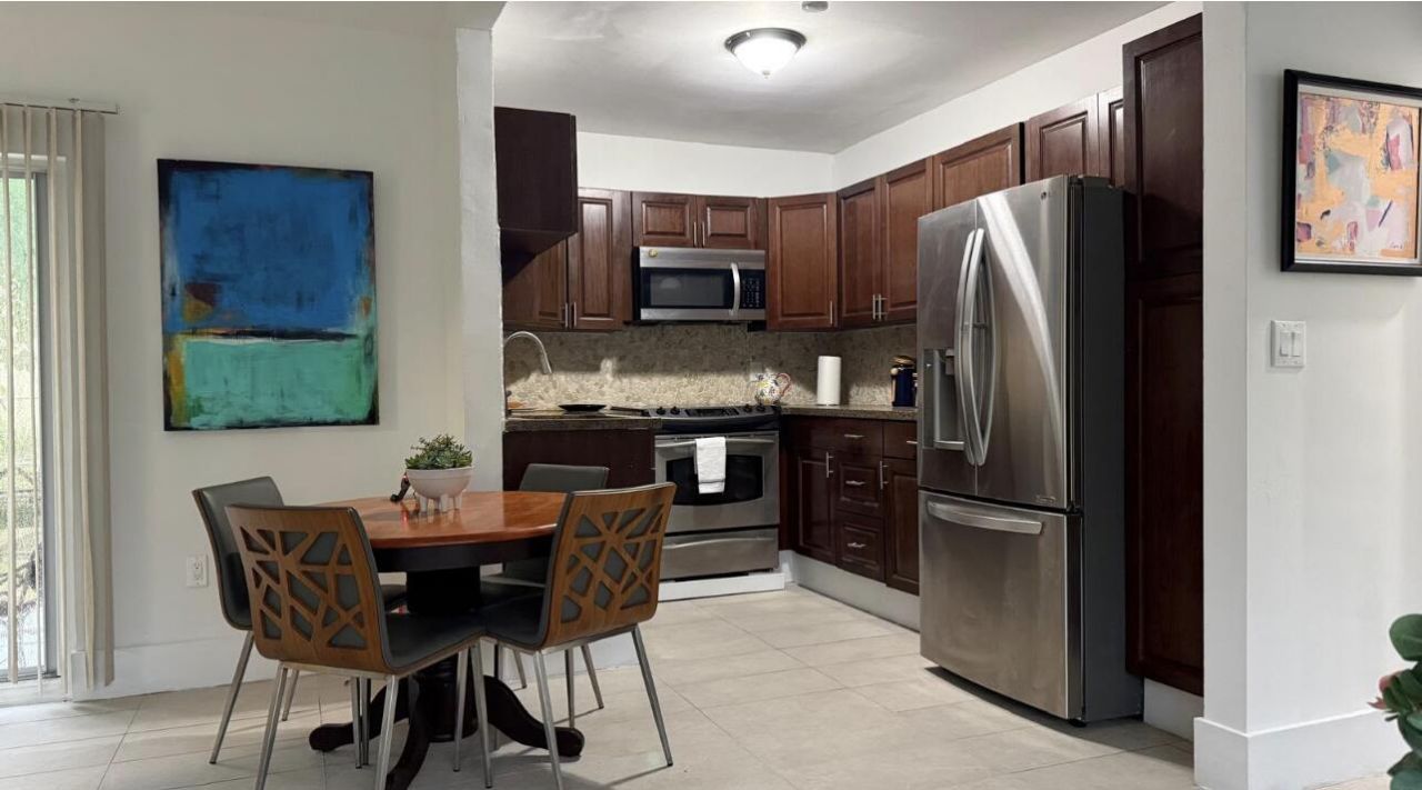 1302 S Federal Highway, Lake Worth Beach, FL 33460 Photo