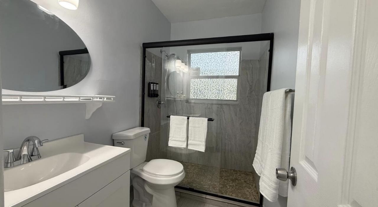 1302 S Federal Highway, Lake Worth Beach, FL 33460 Photo