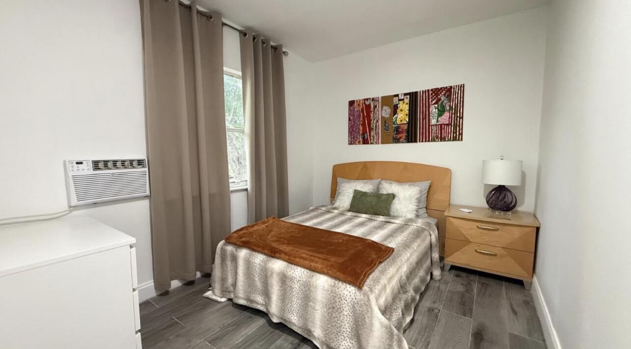 1302 S Federal Highway, Lake Worth Beach, FL 33460 Photo