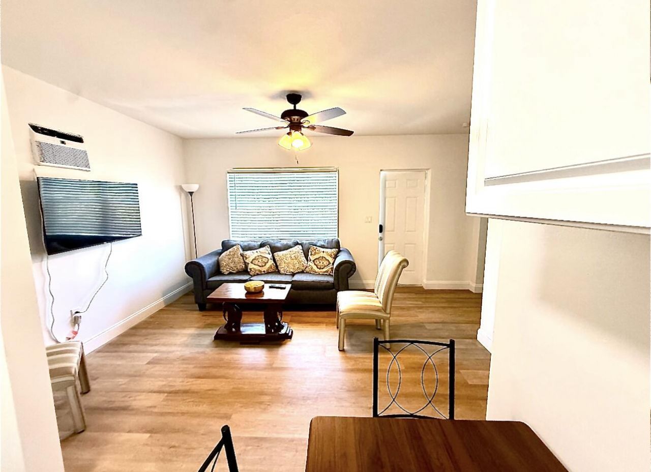 1302 S Federal Highway, Lake Worth Beach, FL 33460 Photo