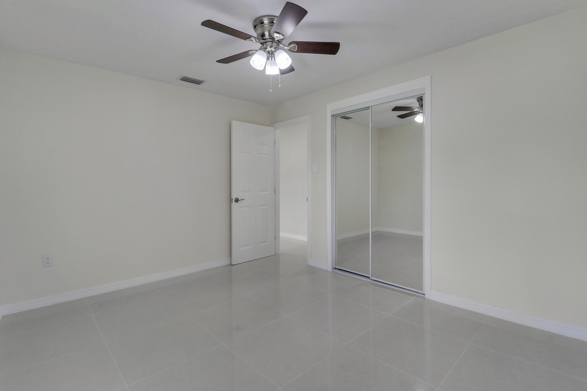 4785 Clinton Boulevard, Lake Worth, FL 33463 Photo