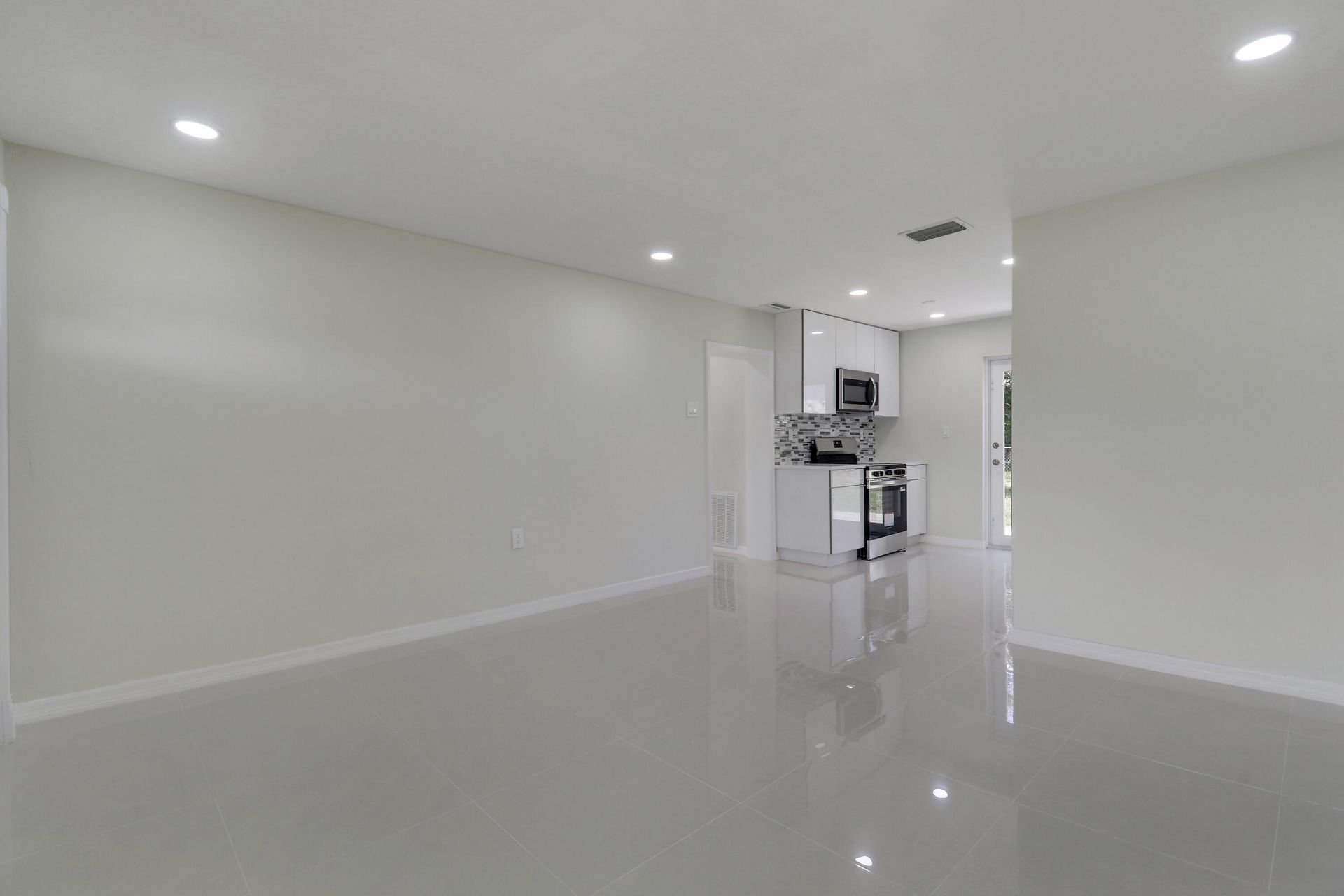4785 Clinton Boulevard, Lake Worth, FL 33463 Photo