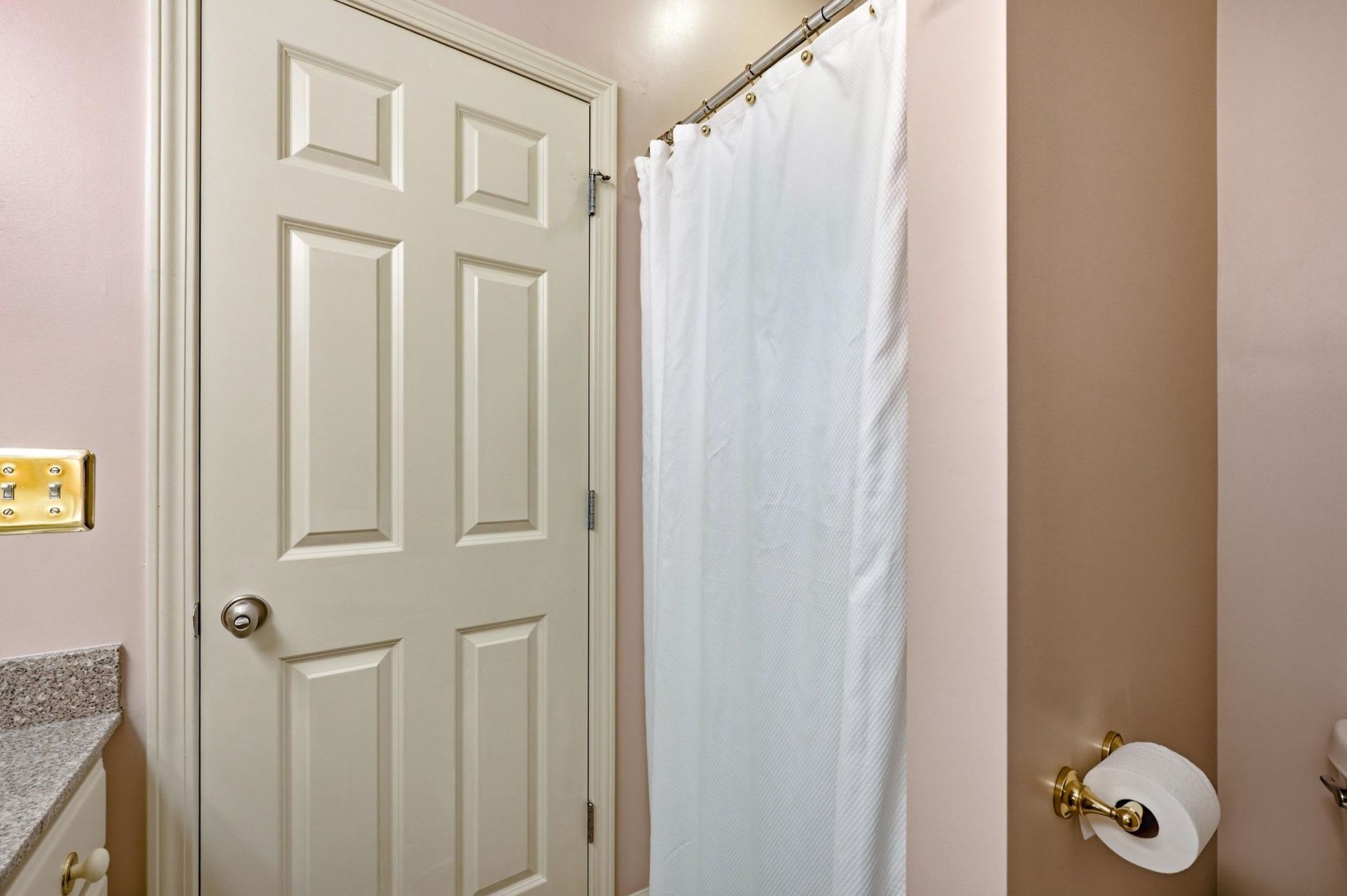 3496 Alexandria Ave. Photo 24